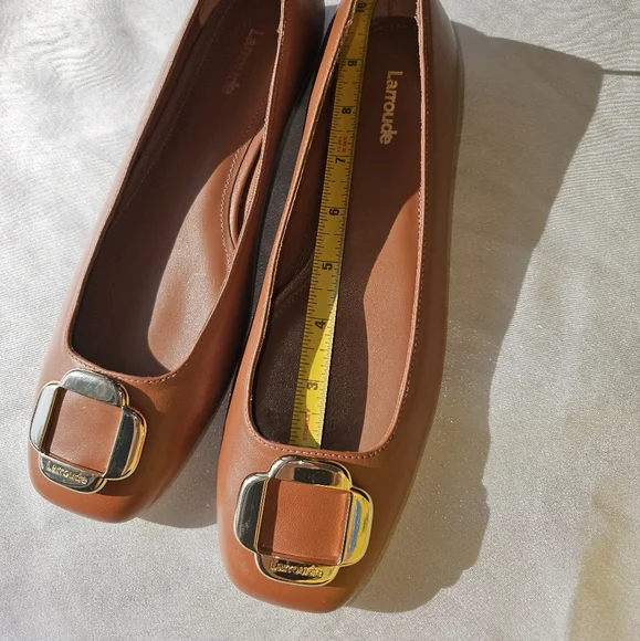 Larroude Maria Flats Shoes in Brown CaramelSz 8.5